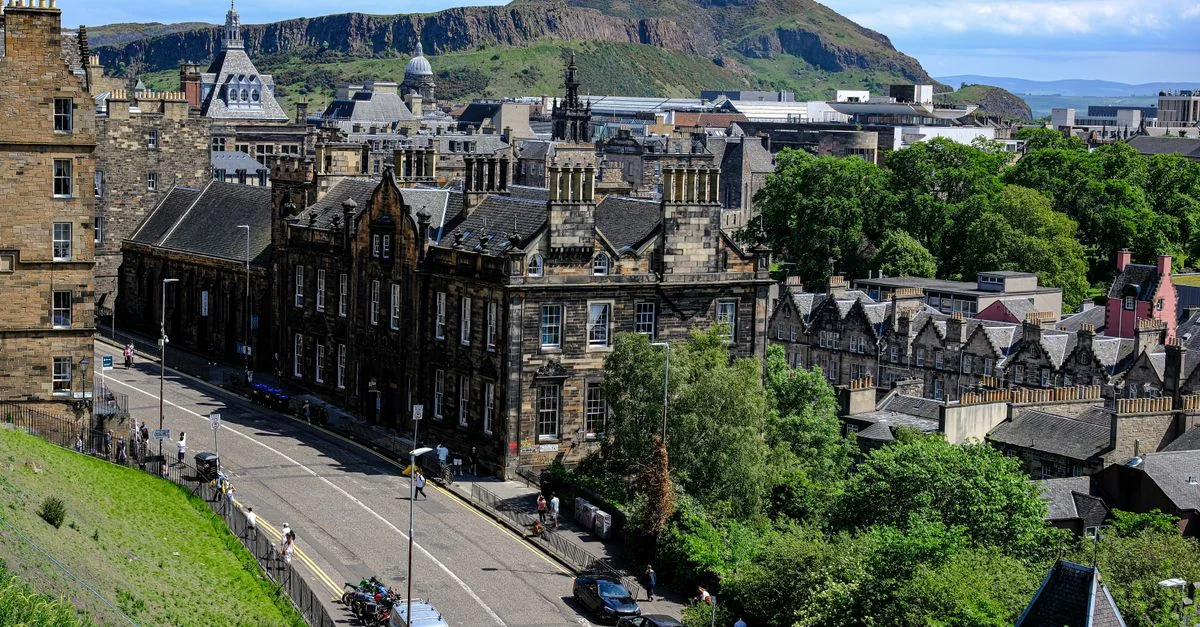 Navigating the North: A Traveler&rsquo;s Journey from Edinburgh to Lancaster