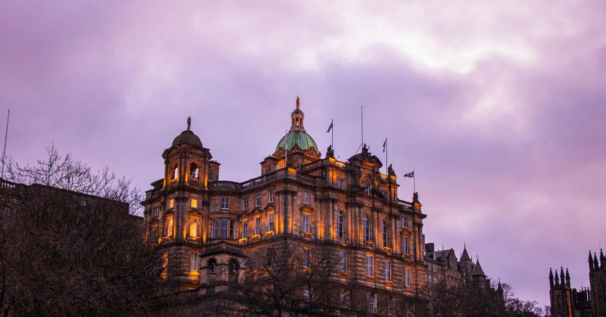 Navigating the North: A Traveler&rsquo;s Journey from Edinburgh to Lancaster