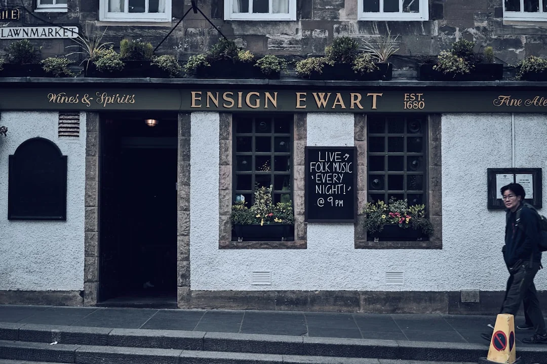 Navigating the North: A Traveler&rsquo;s Journey from Edinburgh to Lancaster