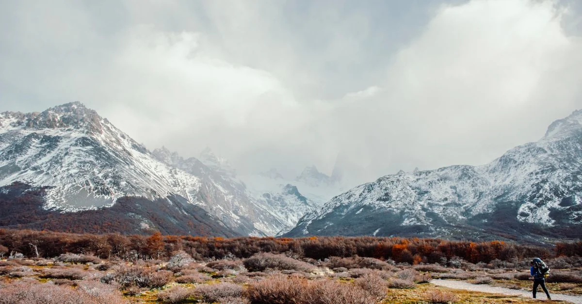 El Calafate Water Sports Guide: Sailing, Glacier Cruises, and the Best Deals