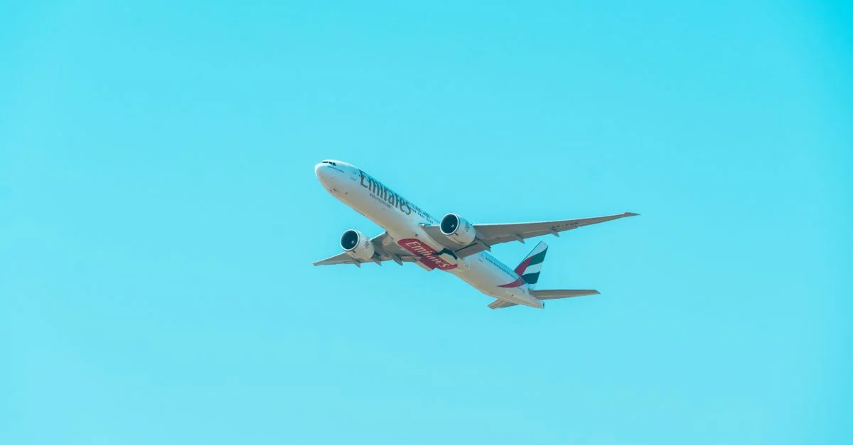 Emirates (EK) Airline Review: Route Network, Pricing, and Performance Analysis
