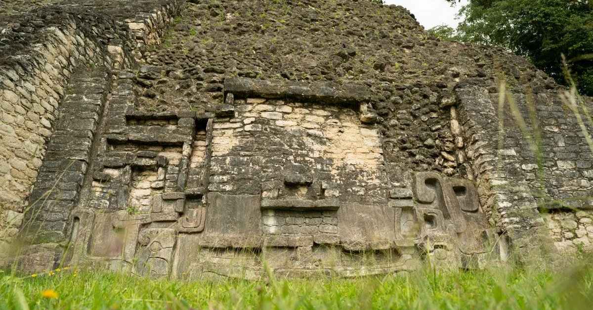 The Ultimate Belize eSIM Guide for Tech-Savvy Travelers