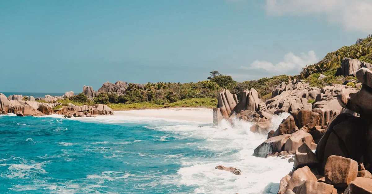 Seychelles eSIM Guide for Tech-Savvy Travelers