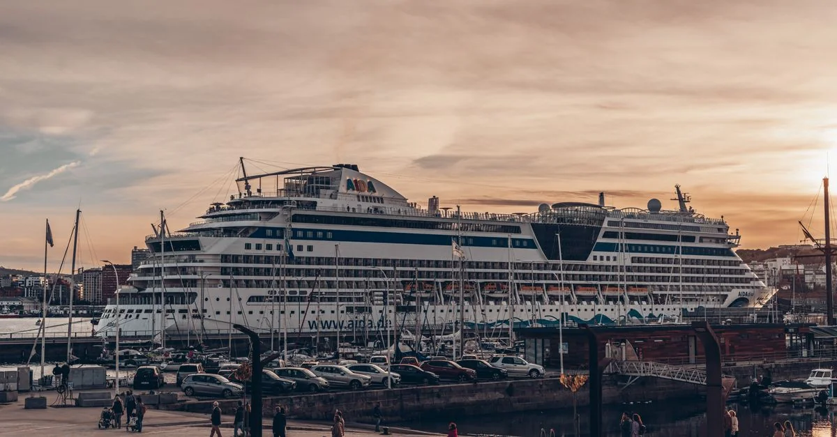 Falmouth Airport and Hotel Transfer Guide: Smooth Transfers from Arrival to Accommodation
