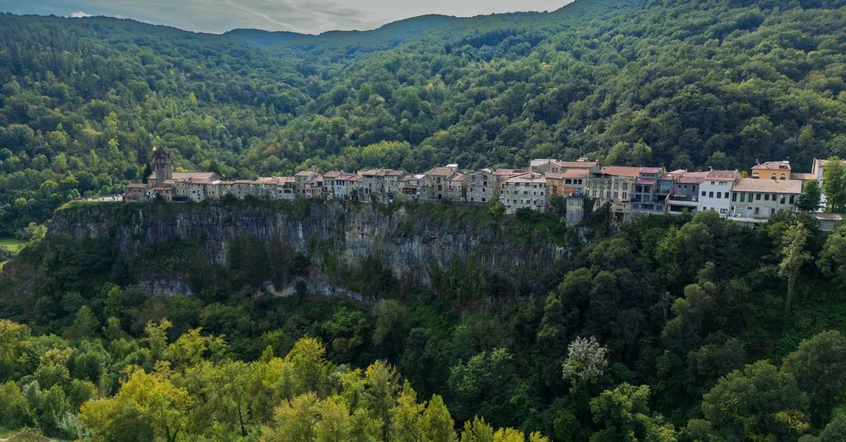 Exploring the Scenic Route from Foix to Toulouse