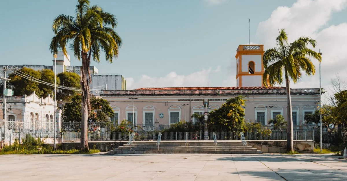 Foz do Iguacu Airport Transfers: Getting From IGU to Your Hotel