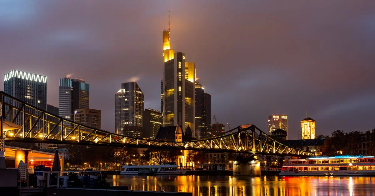 Traveling Between Frankfurt am Main and Berlin: A Complete Route Guide