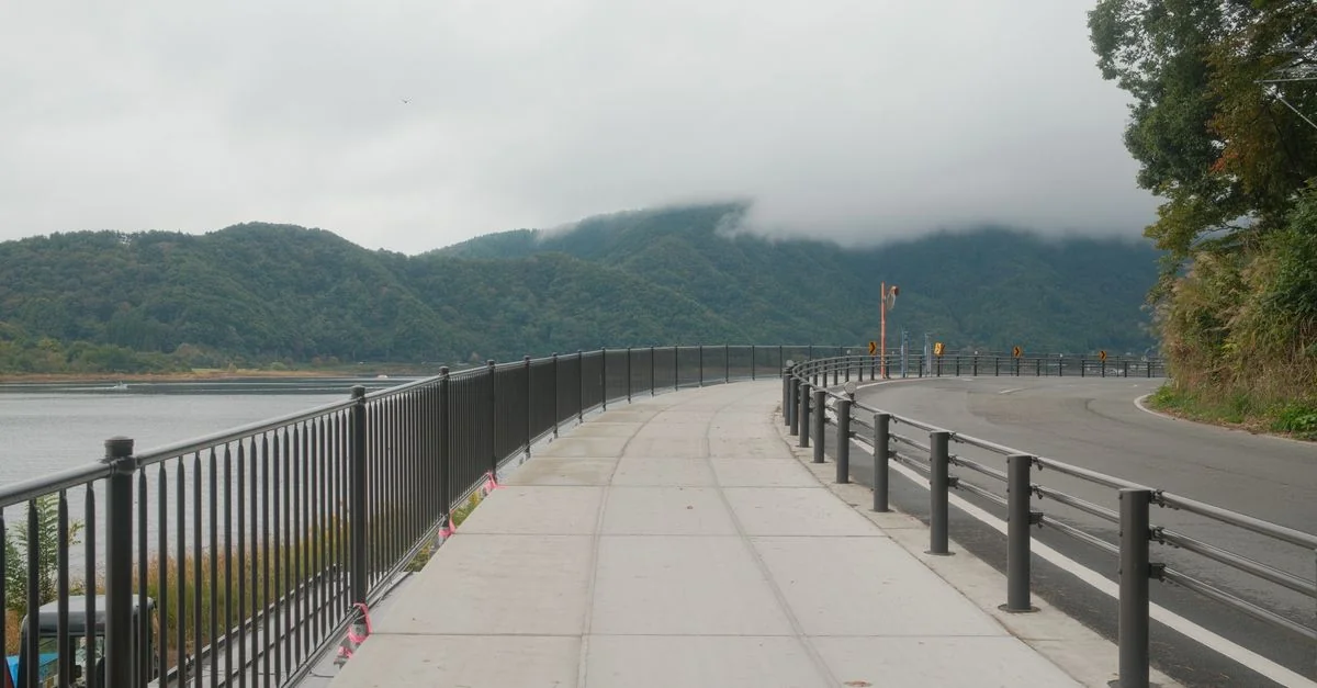 Fujikawaguchiko-machi Adventure Guide: Mountain Biking and Nature Tours with Prices and Tips