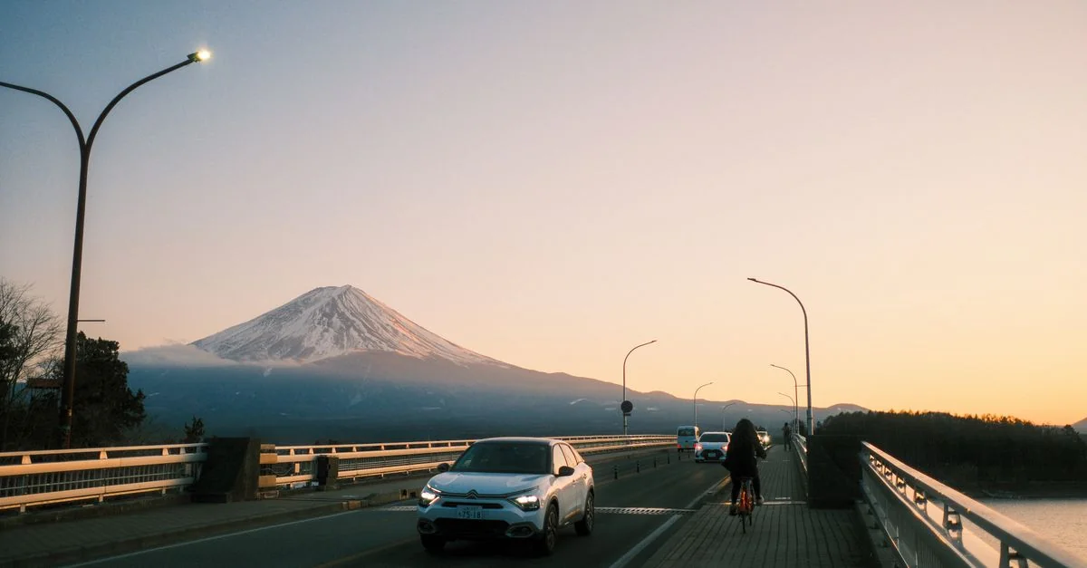 Fujikawaguchiko-machi Adventure Guide: Mountain Biking and Nature Tours with Prices and Tips