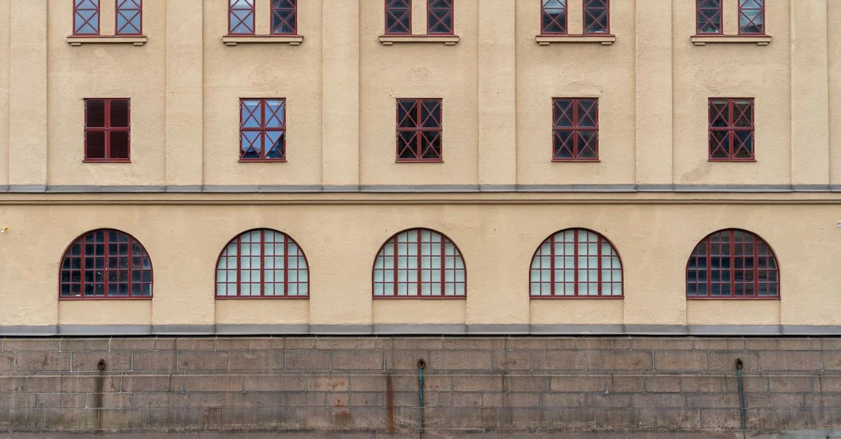 Navigating the Journey Between Gothenburg and Malmö