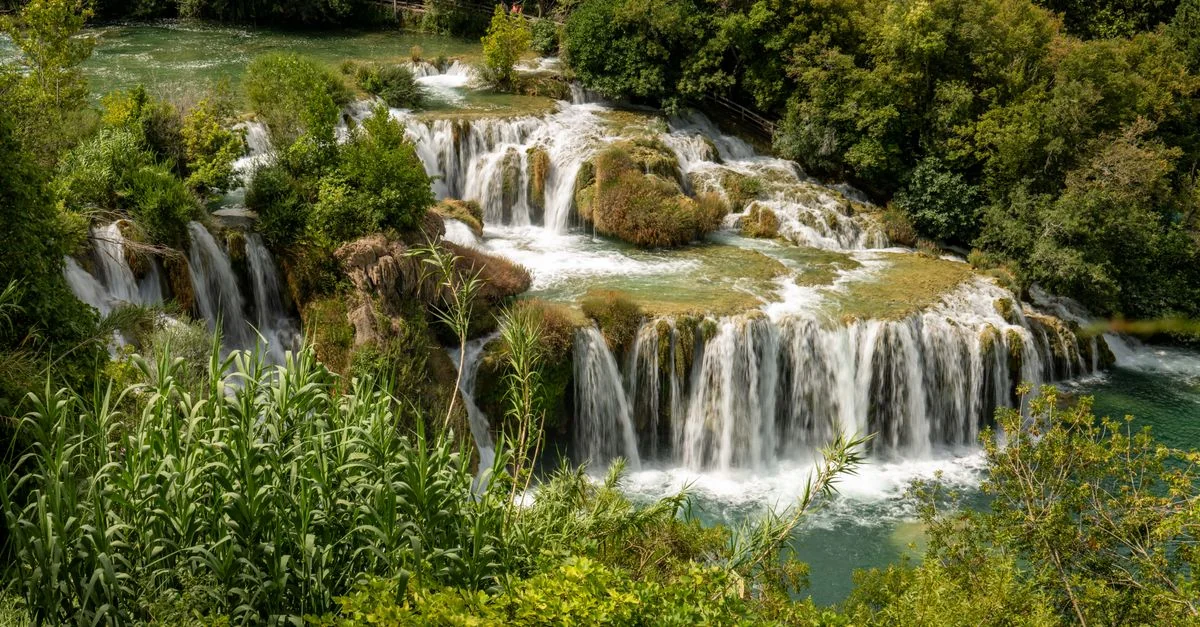 A Practical Guide to Water Sports in Grad Pula