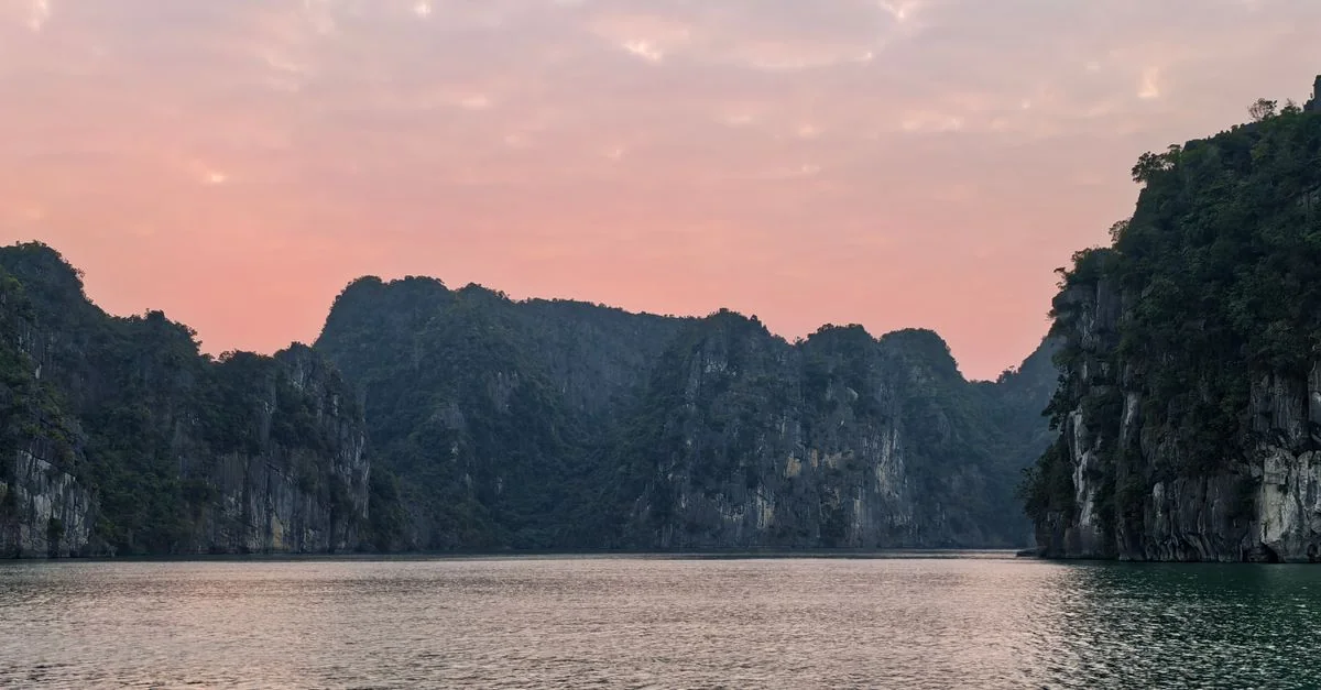 Hạ Long Bay Adventure Guide: Mountain Biking and Kayaking with Prices and Tips