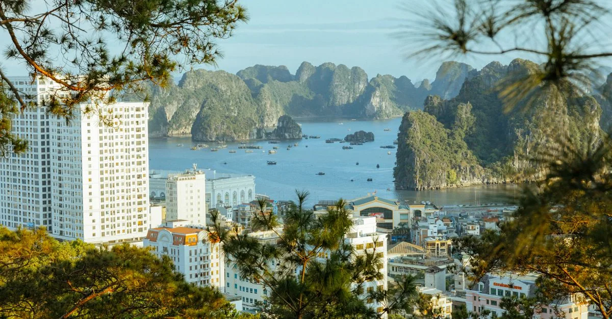 Exploring Ha Long: A Guide to Multi-Day Tours