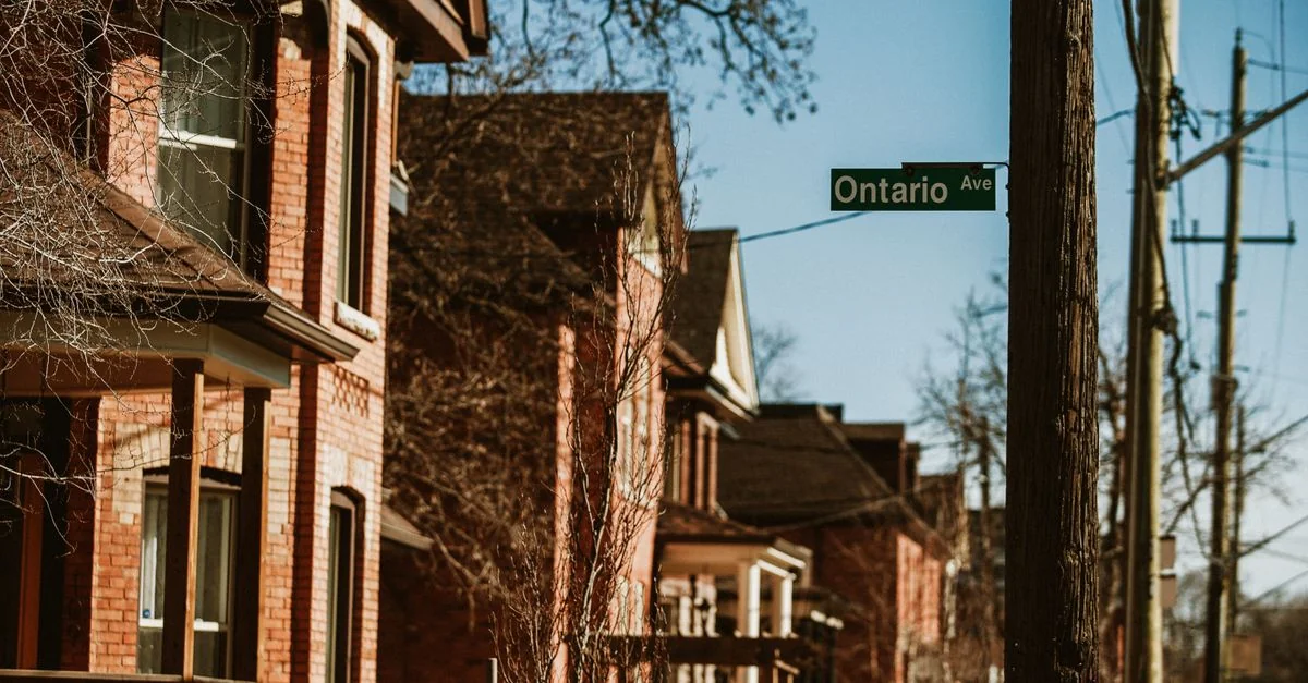 A Pedestrian&rsquo;s Guide to Walking Tours in Hamilton County