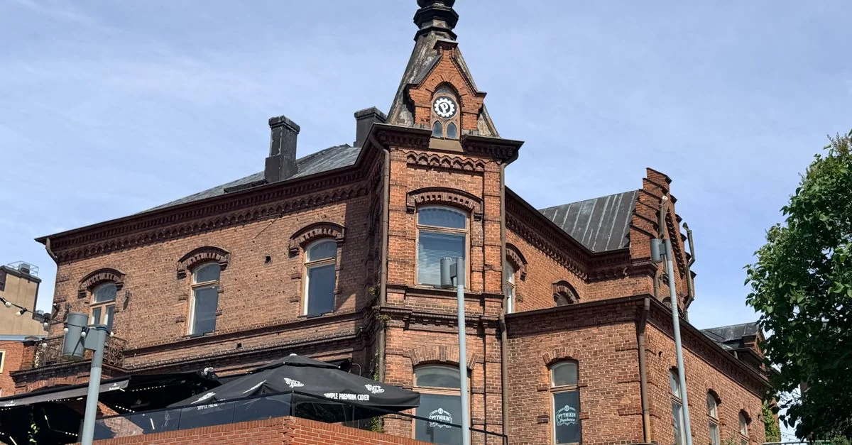 Escaping Helsingin seutukunta: Medieval Towns and Island Fortresses for Day Travelers