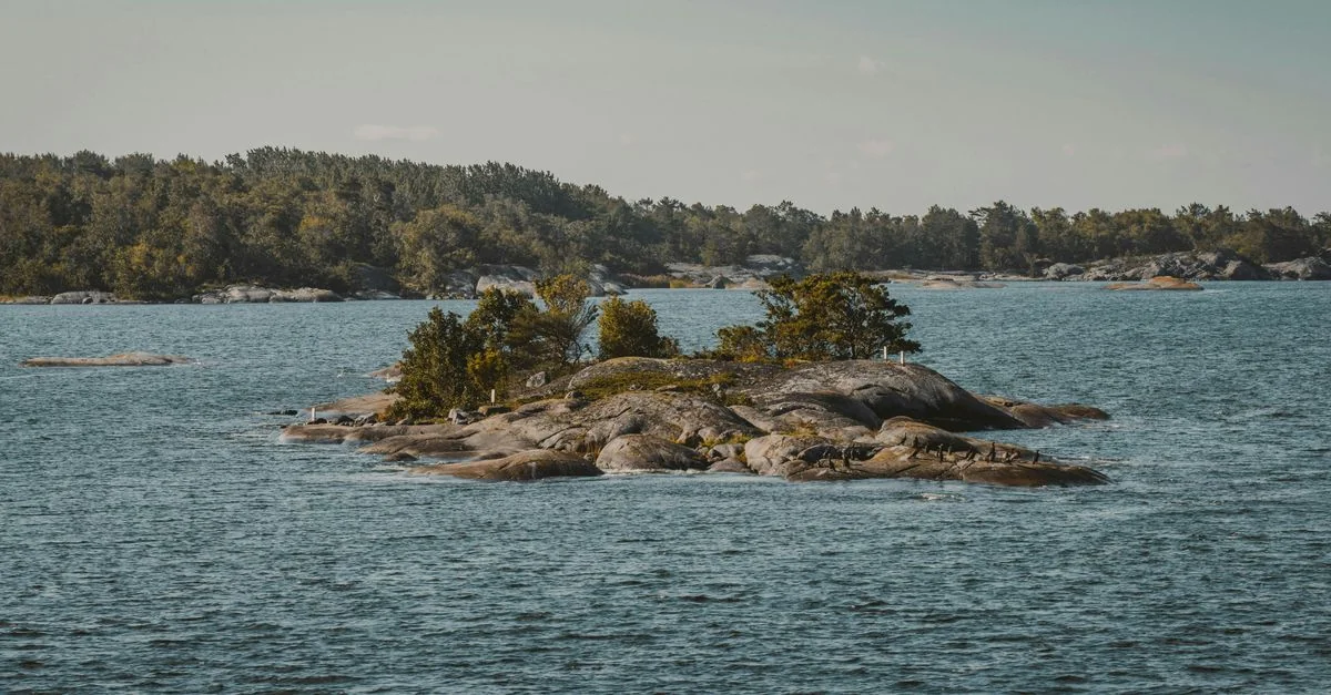 Escaping Helsingin seutukunta: Medieval Towns and Island Fortresses for Day Travelers