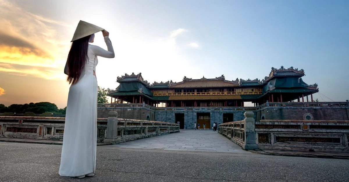 Hue Day Trip Guide: Imperial Citadels and Karst Landscapes