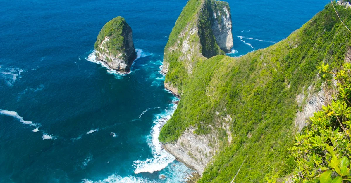Indonesia Adventure Guide: Extreme Sports and Nature Tours with Prices and Tips