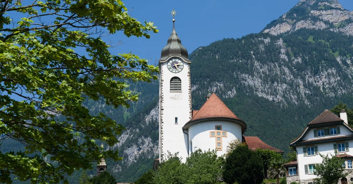Nature and Wildlife Tours in Interlaken: Discover Switzerland