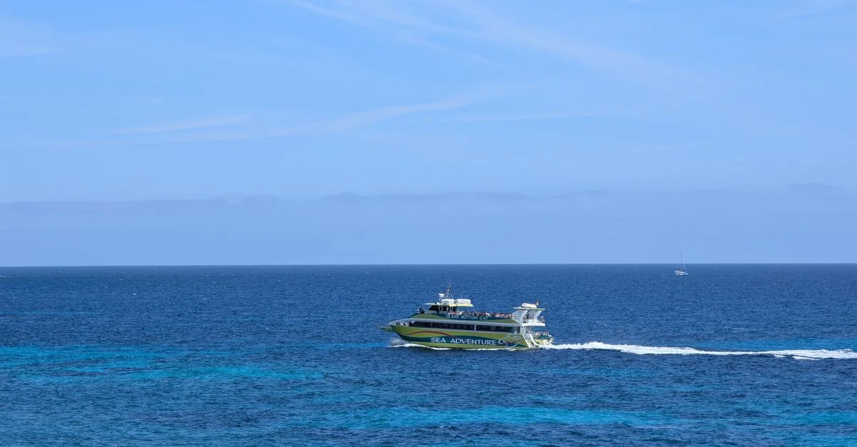 Isla Mujeres Adventure Guide: Extreme Sports with Prices and Tips