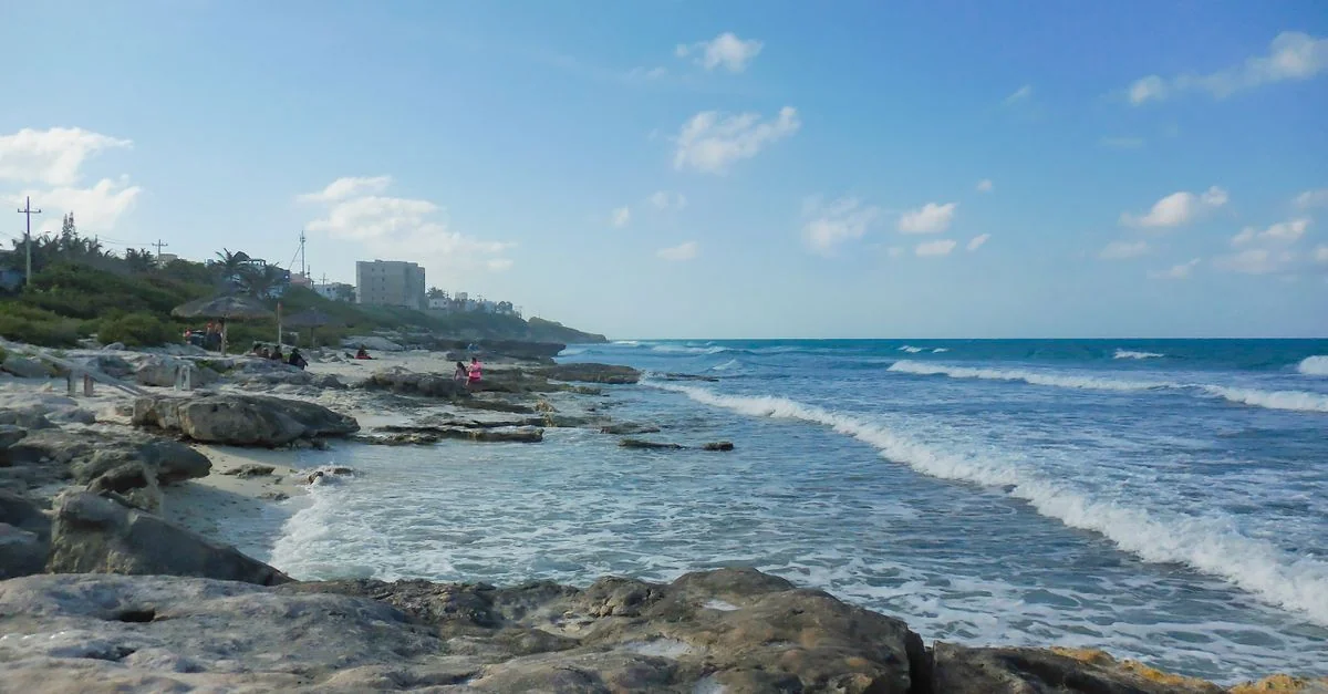 Isla Mujeres Adventure Guide: Extreme Sports with Prices and Tips