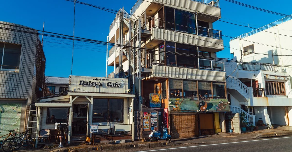 Kanagawa Walking Tours Guide: On Foot Through History and Zen