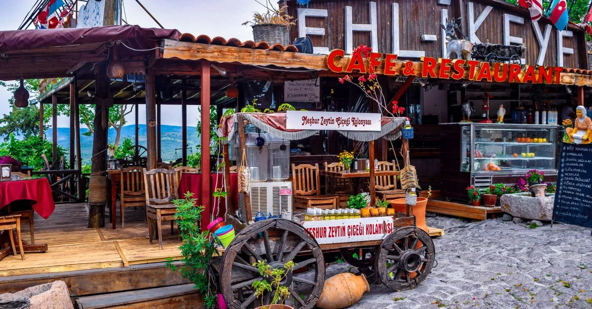 Complete Walking Tours Guide for Kemer: Exploring on Foot