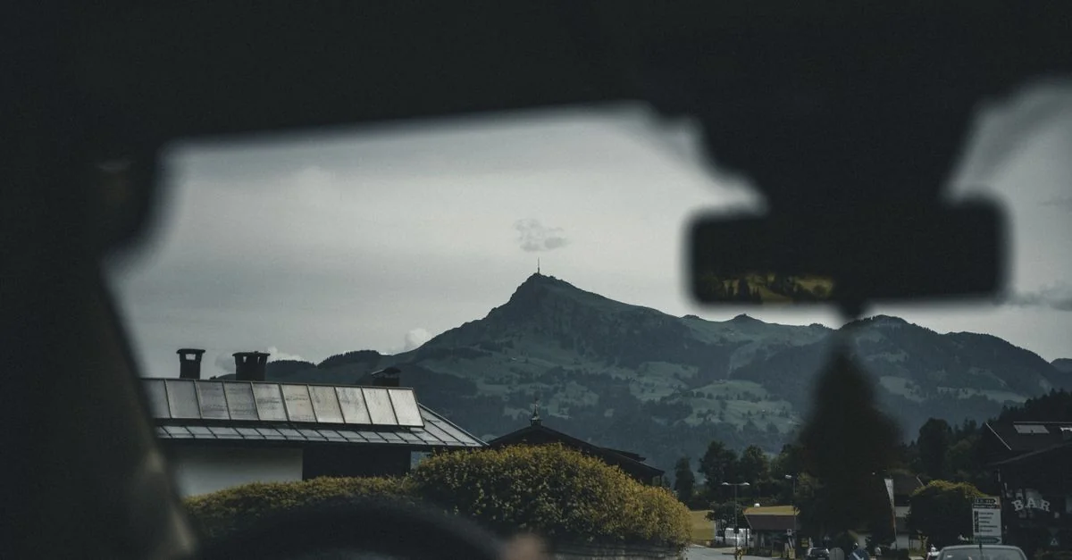 Journey from Kitzbühel to Innsbruck: A Transport Planner
