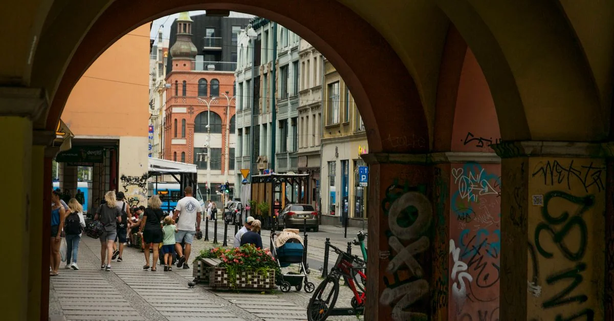 Navigating the Journey from Kraków to Warsaw: A Comprehensive Transit Guide