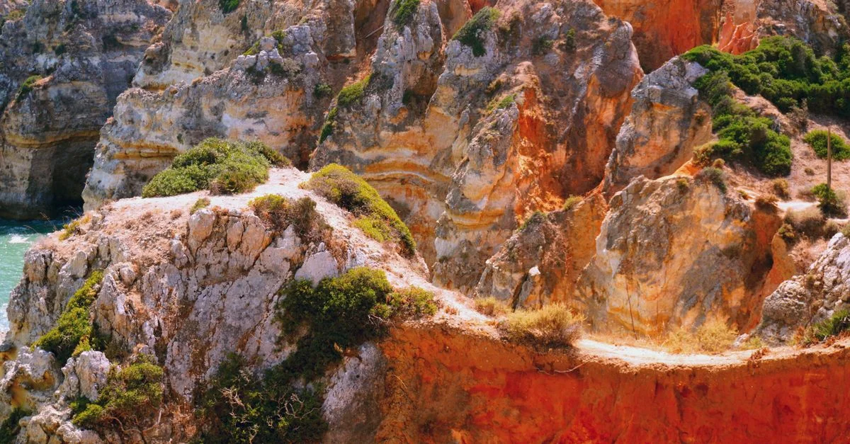 The Ultimate Food Lover&rsquo;s Guide to Lagos, Portugal: Flavors, Wine, and Coastal Bites
