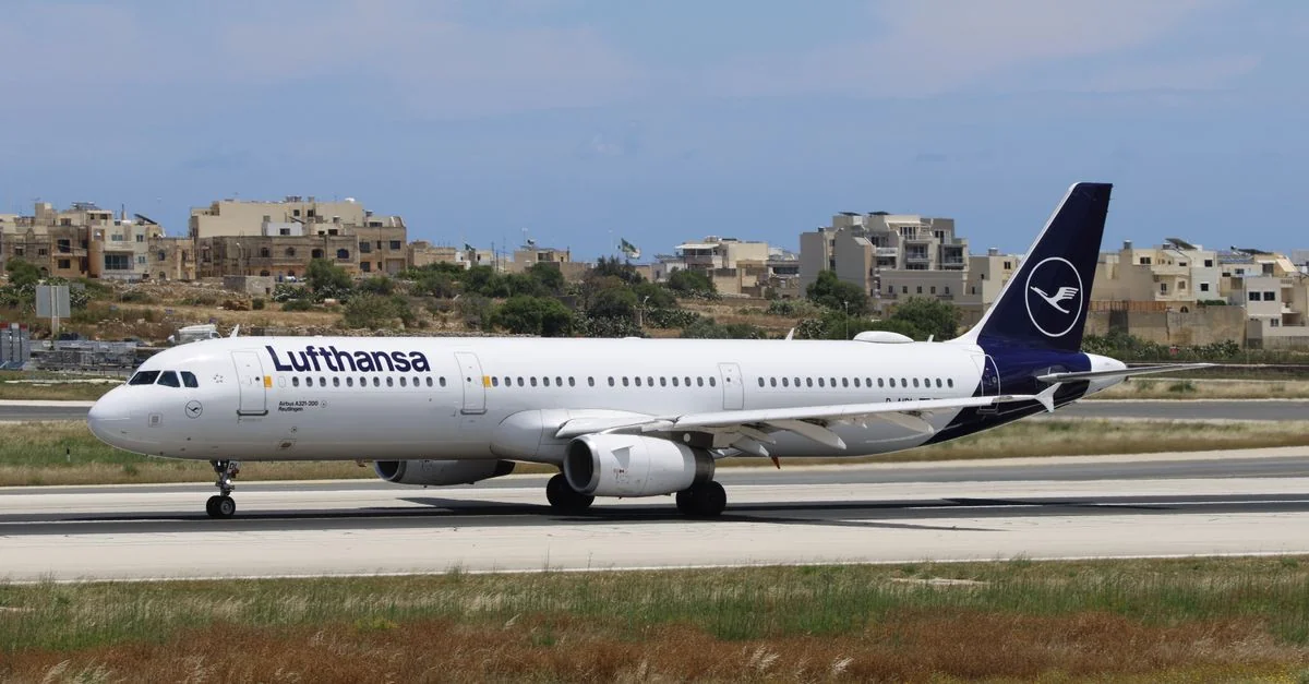 Lufthansa Airline Review: Network, Pricing, and Route Analysis
