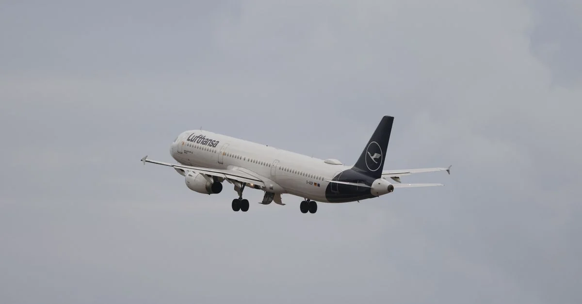 Lufthansa Airline Review: Network, Pricing, and Route Analysis