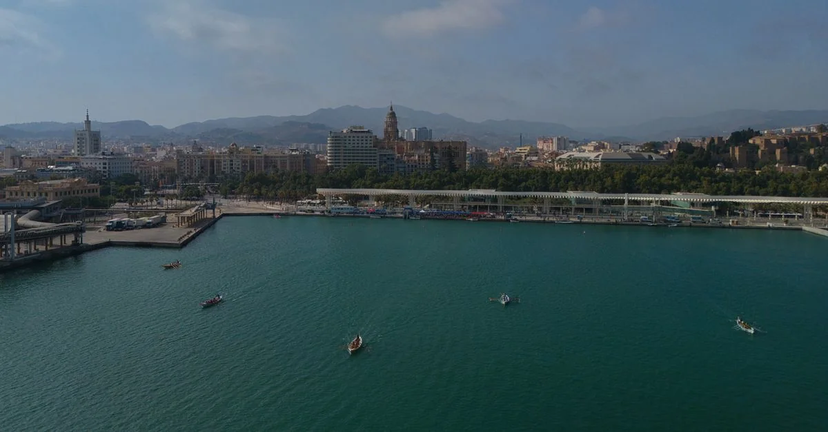 Málaga to Valencia Travel Route Guide