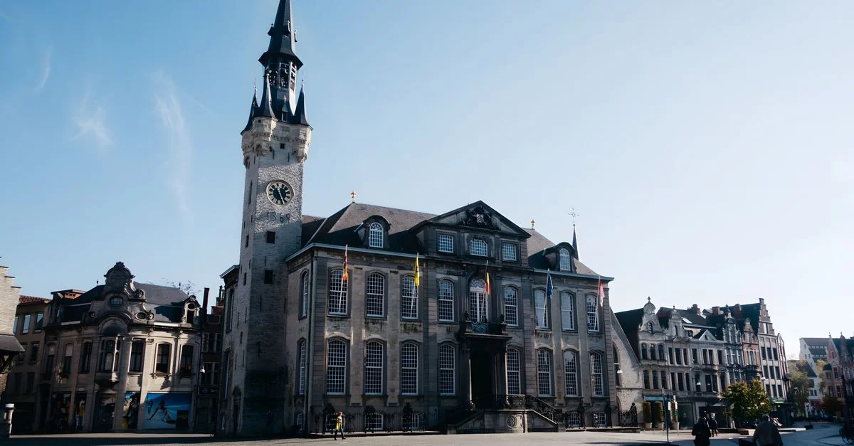 Maastricht Walking Tour Guide: Exploring the City on Foot