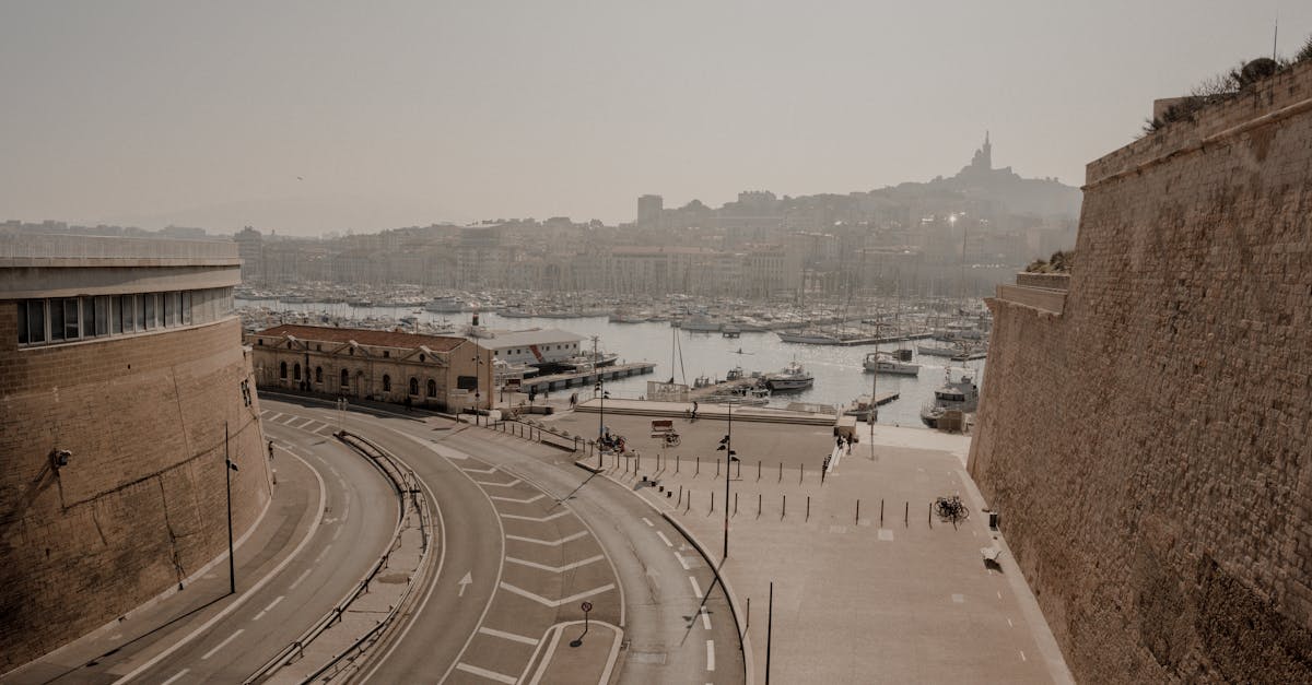 marseille-travel-guide