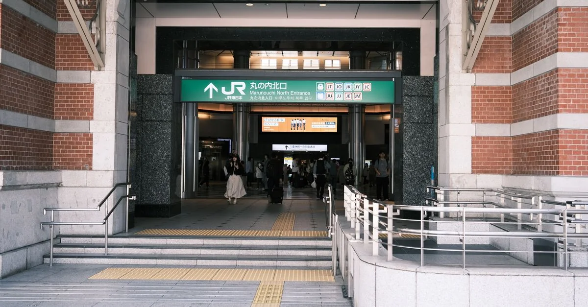 Marunouchi Day Trips: Castles, Shrines and Snow Monkeys Beyond the Station