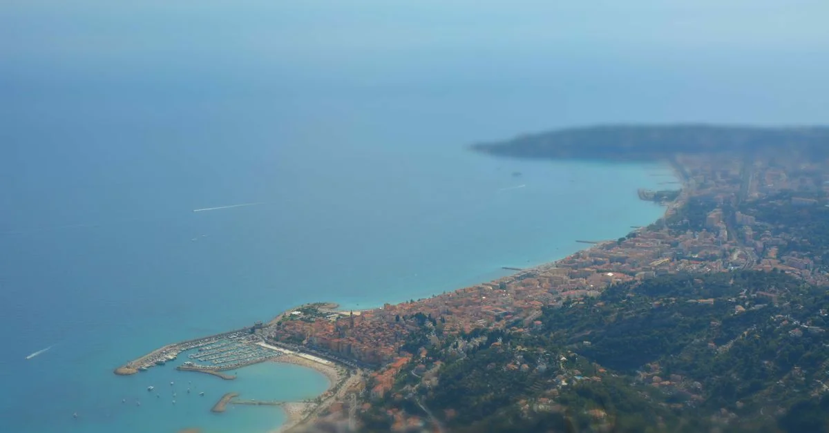 Traveling from Menton to Paris: A Transit Analysis