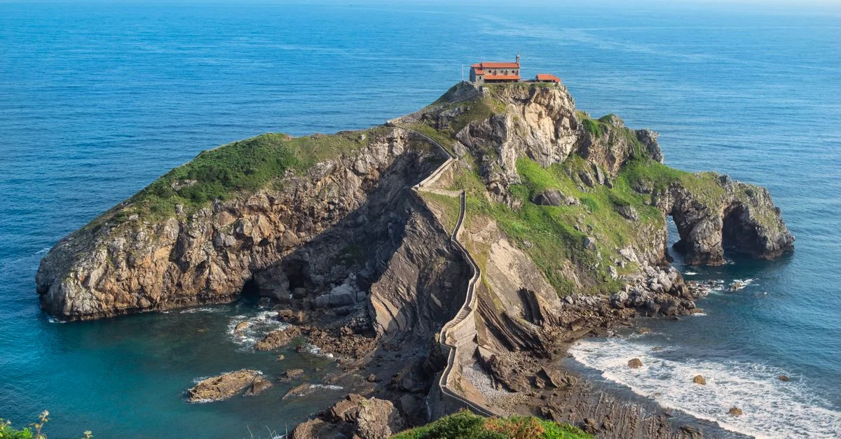 Tasting Donostia / San Sebastián: A Michelin Dining Guide