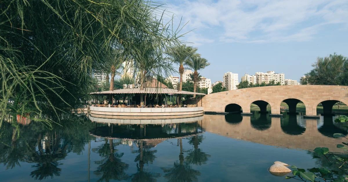 A Foodie&rsquo;s Guide to Jeddah: Where Michelin Meets Middle Eastern Flavors