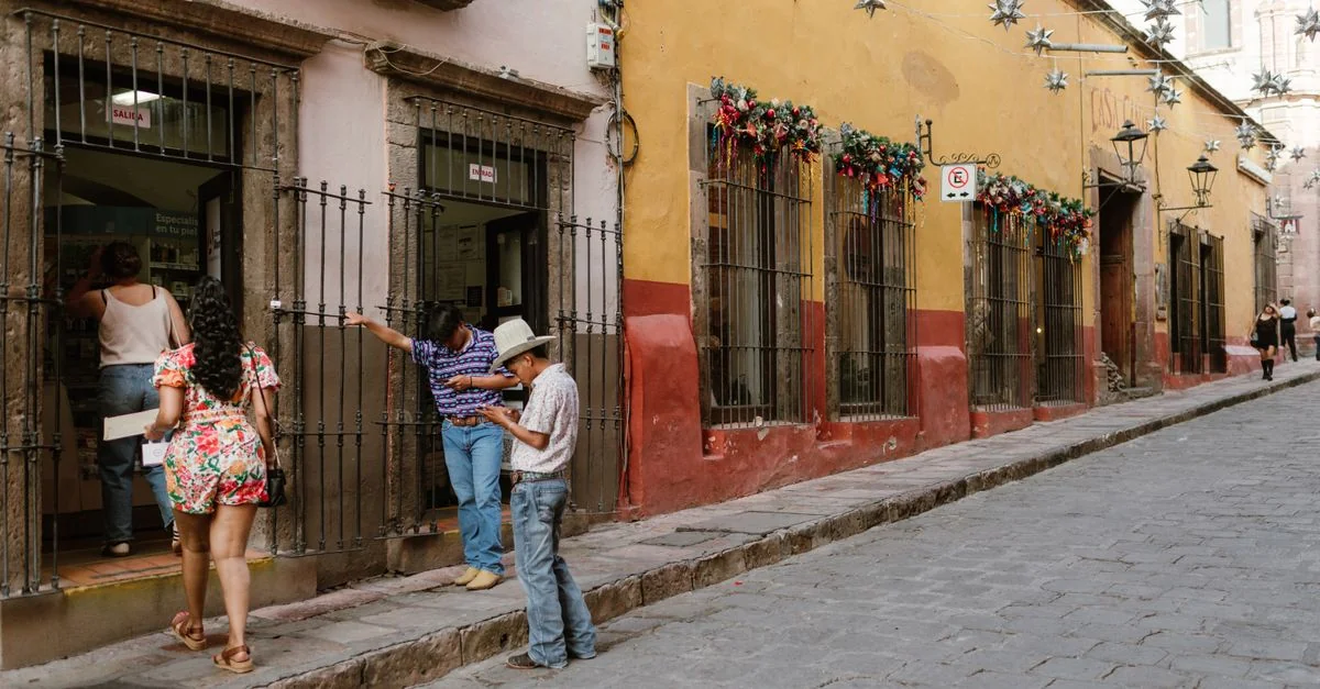 A Food Lover’s Guide to Miguel Hildalgo: Where to Eat and What to Expect