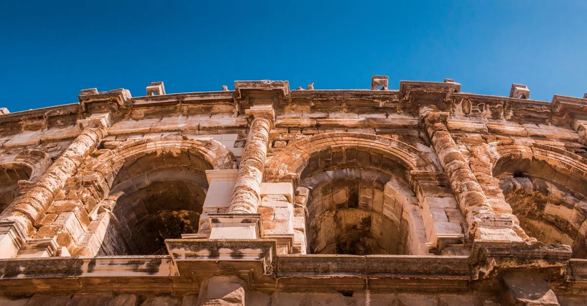 A Michelin Guide to Dining in Nîmes