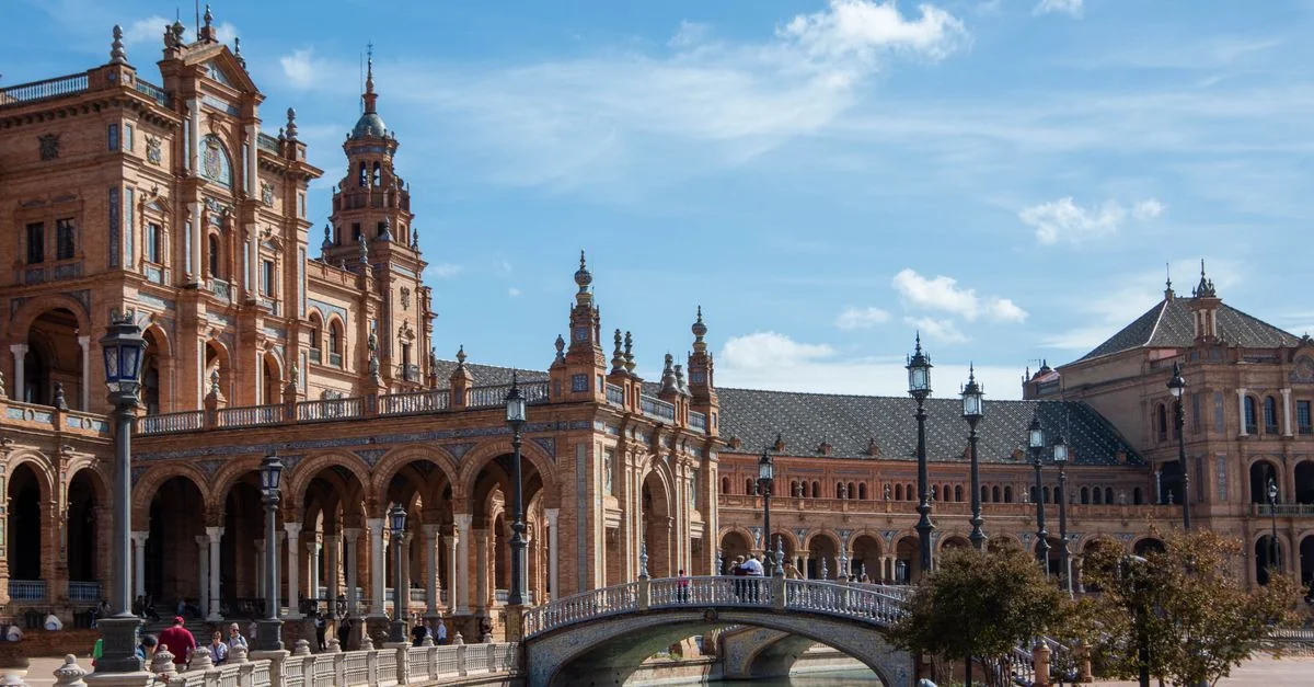 Navigating the Michelin Landscape of Seville: A Practical Guide for Hungry Travelers