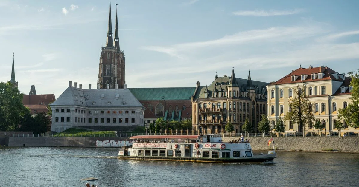 Wrocław Dining Guide: Navigating the Michelin Selection Across Poland&rsquo;s Bridge City