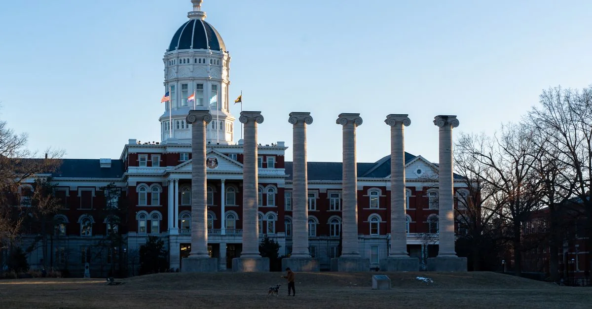 A Pedestrian’s Guide to Exploring Missouri on Foot