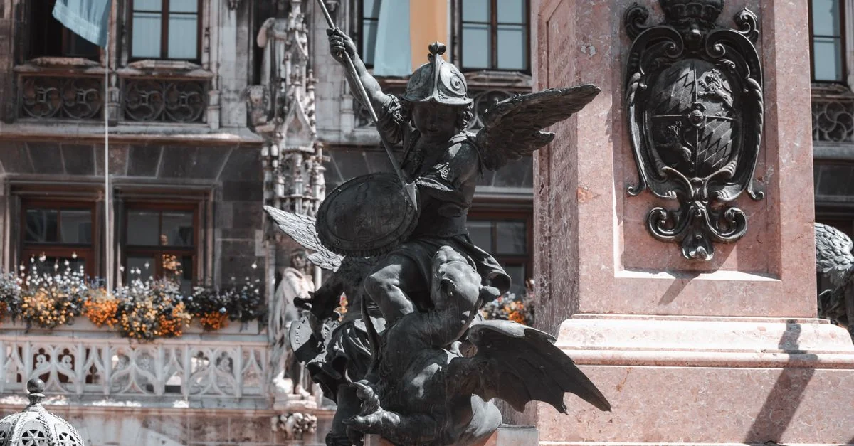 Munich Walking Tours Guide: Insider Routes, Prices, and Practical Tips
