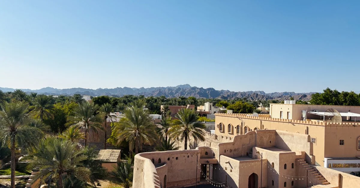 Muscat Day Trip Guide: Castles, Coasts & Mountain Roads