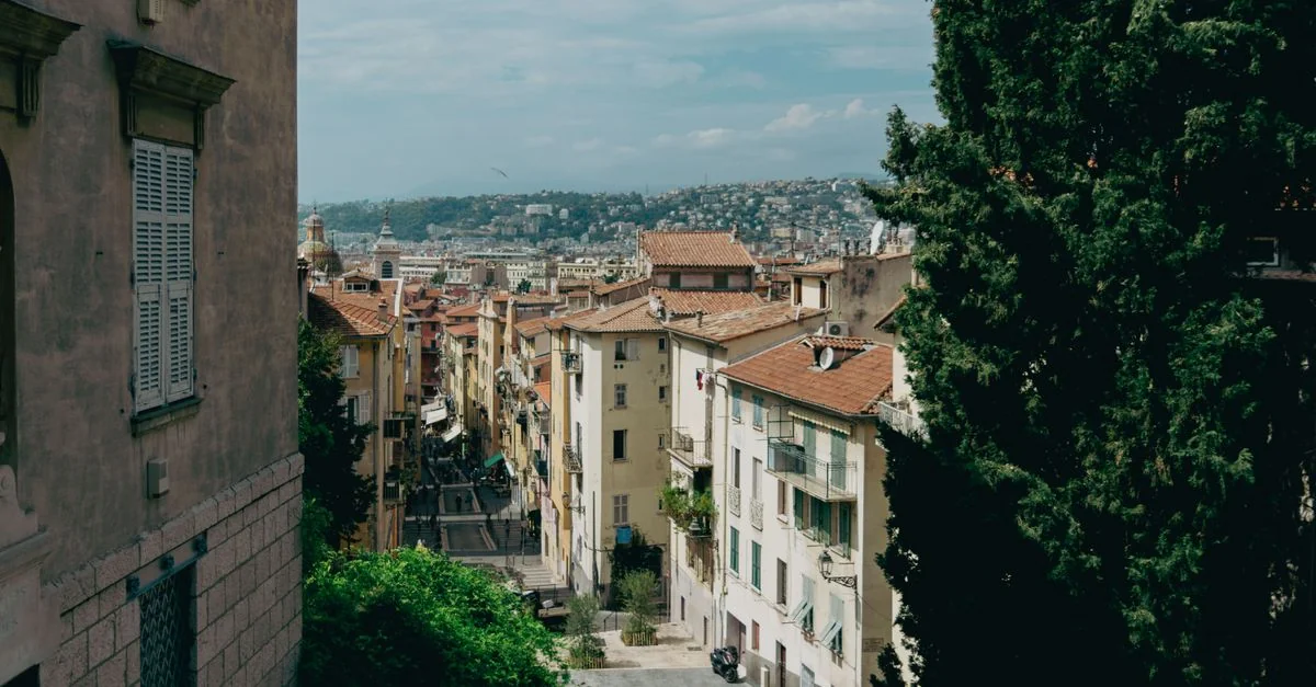 Traveling from Nice to Milan