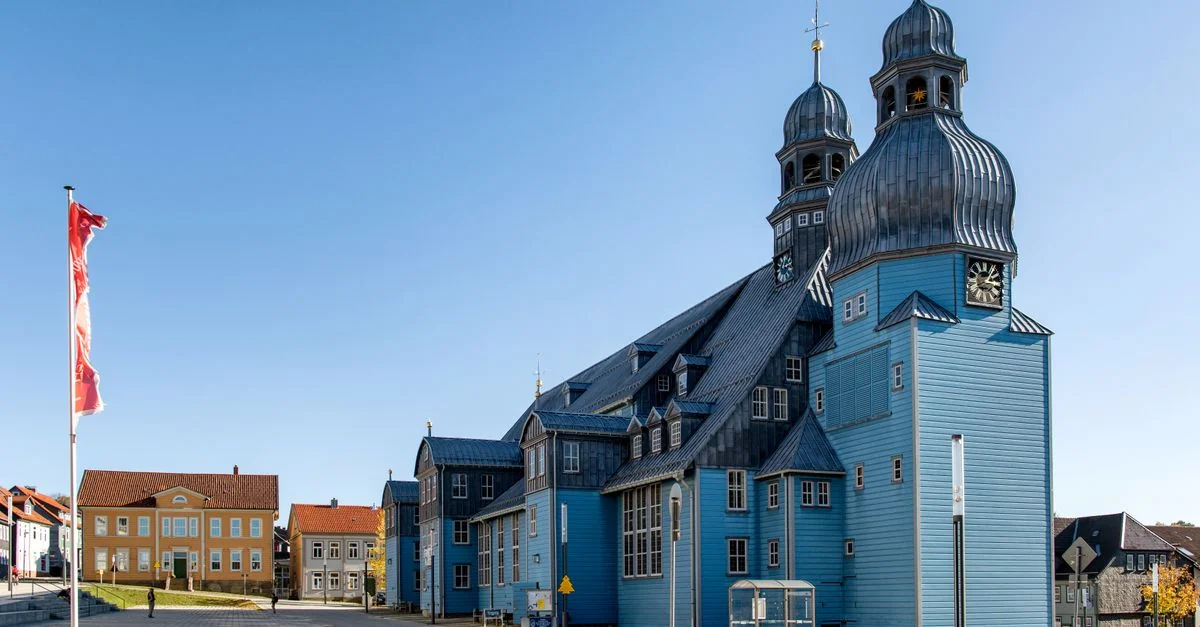 Exploring Niedersachsen on Foot: The Best Walking Tours for History Buffs