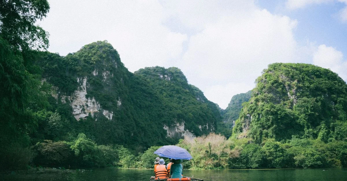The Ultimate Guide to Ninh Binh Water Sports and Boat Tours