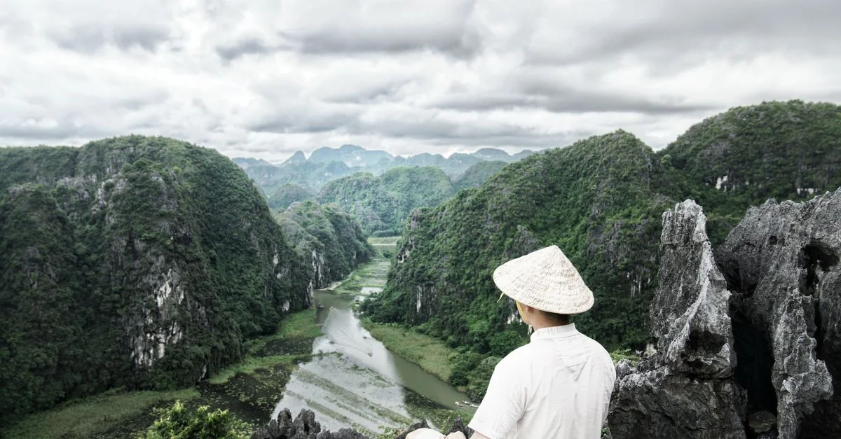 The Ultimate Guide to Ninh Binh Water Sports and Boat Tours